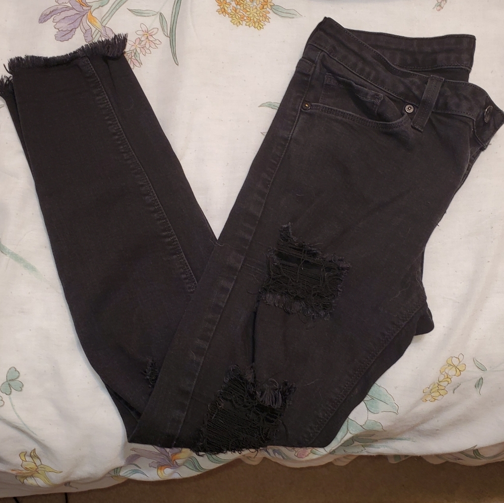 Black Distressed Jeggings
